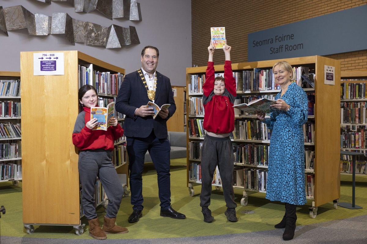 fingallibraries's tweet photo. There was great excitement at Blanch Library yesterday as Mayor of Fingal Cllr Adrian Henchy launched the Fingal Libraries book gifting programme with County Librarian Betty Boardman, author Alan Nolan & pupils from St Francis Savior School.
@FingalCoCo #CommunityRecognitionFund https://t.co/o6AbWKn4Ku