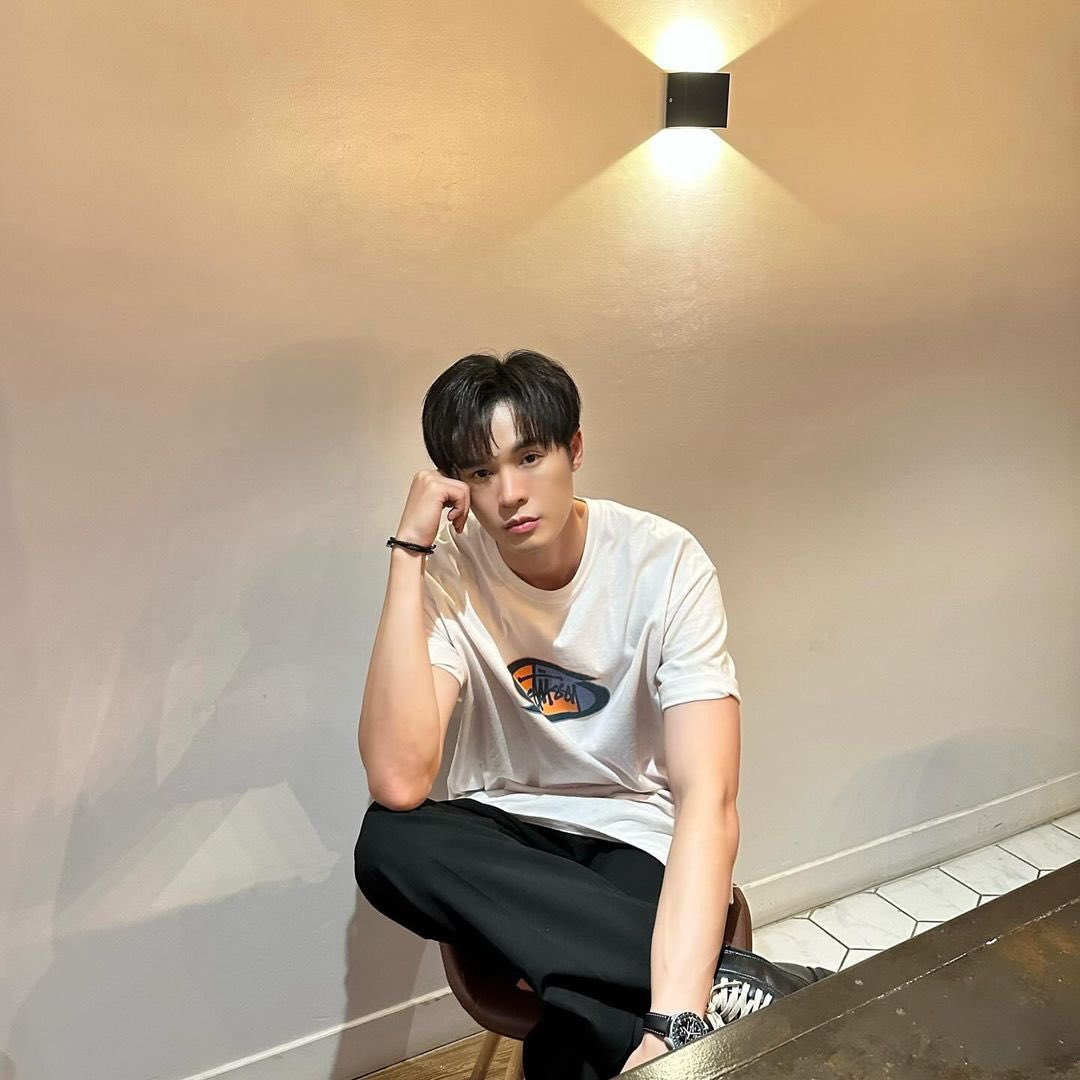 WESSBLLV's tweet photo. 1699 #bbil1ypn_star1ight 06/12/2023
BL IG
https://t.co/9KYCQwfVp8
#bbil1ypn #star1ight
#บิลลี่ภัทรชนน #Billy唐宇峰
#TheSignลางสังหรณ์
#BehindTheSignEP1
#I26510 https://t.co/gTckOOHzWY
