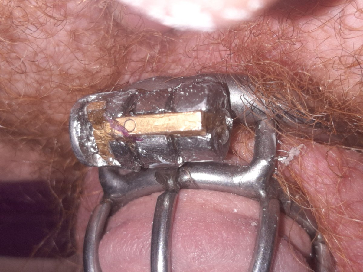 gingerlylocked's tweet photo. #chastitycage #cagedforever
#PermanentlyLocked
#Feminization #Femboy #sissy
#sissychastity
I gave in
ENCASED, FILLED, AND SEALED.
Future Glue Is currently Setting and hardening inside the turning mechanism. I coated the space before it slid home and latched, then ENCASED again https://t.co/rEw4XOqSlR