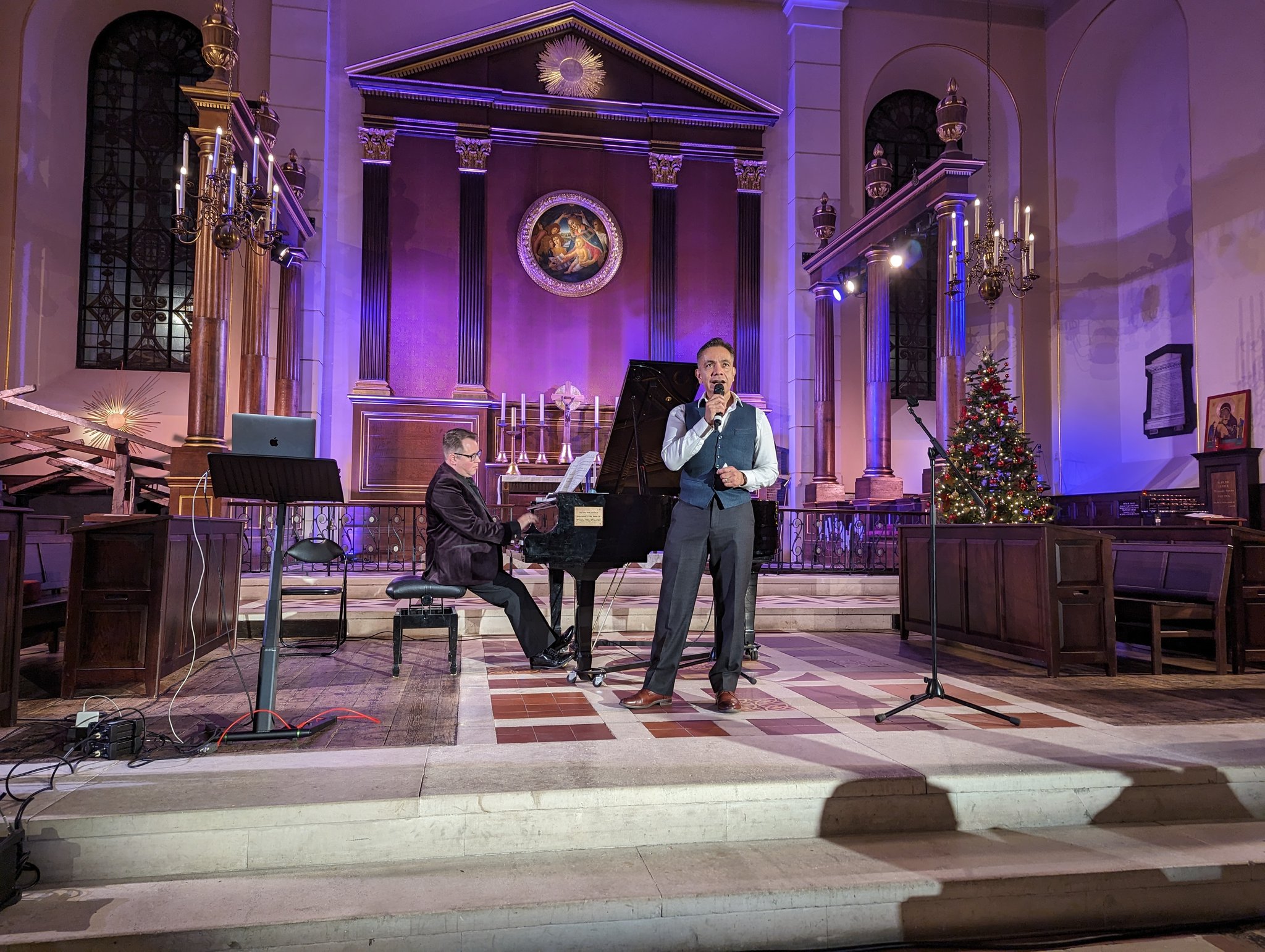 Gresham College on X: "Rehearsals for the last Gresham lecture of 2023  tonight, in the very special @actorschurch: Have Yourself a Merry Little # Christmas: Anatomy of a Christmas Classic With @ProfDomMcHugh & @