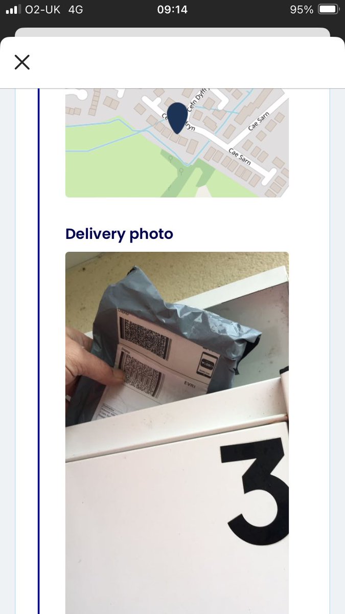 missdanijade's tweet photo. @depop absolutely laughable service from Depop.Buyer is trying to scam a free item &amp; it’s up to the sender to provide otherwise.customer service want an Evri receipt showing weight which they do not provide. Does this look like an empty parcel was delivered??closing shop https://t.co/LyMrQAlQcl