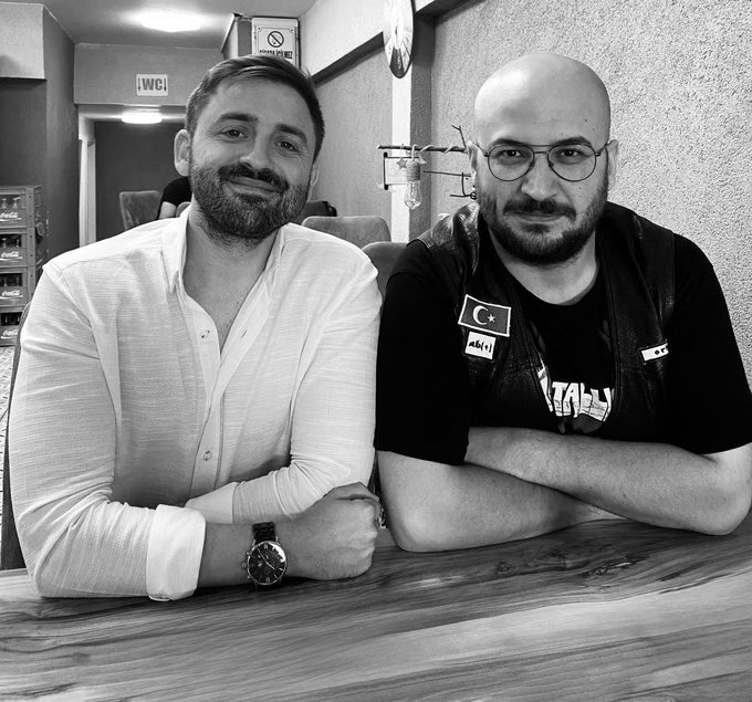30eksi's tweet photo. Türk milletinin sesi oldukları için aylardır hürriyetlerinden mahrum bırakılan Süha Çardaklı ile Serkan Kafkas'ın yanındayız!

3 Ocak 2024 saat 10:00’da Ankara adliyesinde başlayacak davada orada olacağız. 

Türk milliyetçileri yalnız değildir. https://t.co/Q3IVJ0fI5r