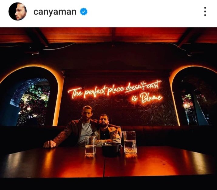 fictionmediaset's tweet photo. Buona serata da #CanYaman 💥 e @GiovanniNasta.💯
#Aspettando #Waitingfor #ViolaComeIlMare2 💜💕❣️🎬
#LuxVide #FictionMediaset  💥 https://t.co/FiNy7asmMv