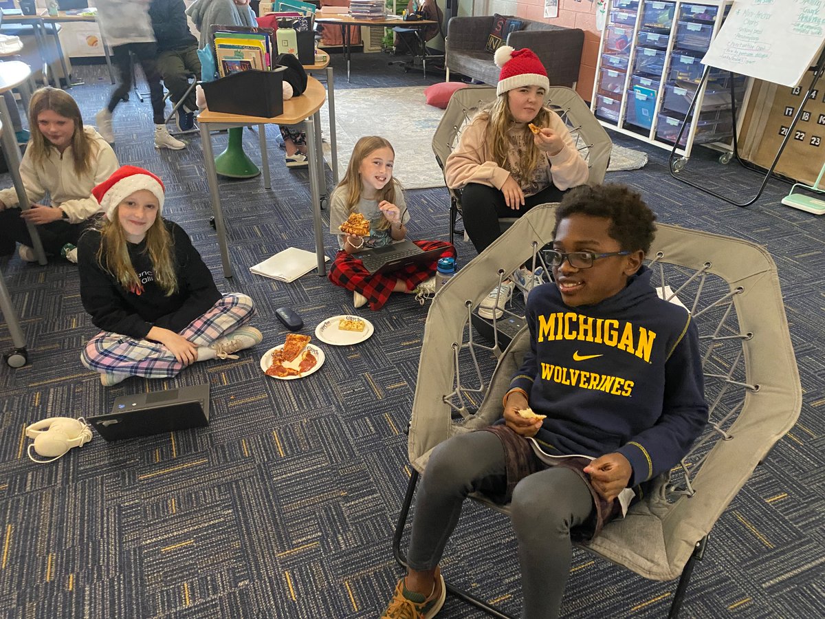 Golden Shoe Winners Pizza Party!! So proud of these respectful, responsible and kind kids! #sascompass