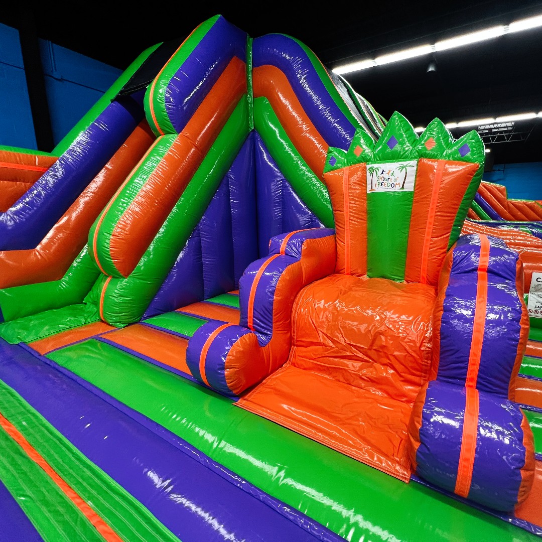 galaxybulls's tweet image. Elevate your brand image with Galaxy! Take your business to new heights by adding personalized touches to your inflatable park, such as custom entryways, brand colors and logos! @2hrsoffreedom 
#UniqueMarketing #CustomInflatablePark
Want to learn more? 👉 galaxymultirides.com/inflate-a-park…