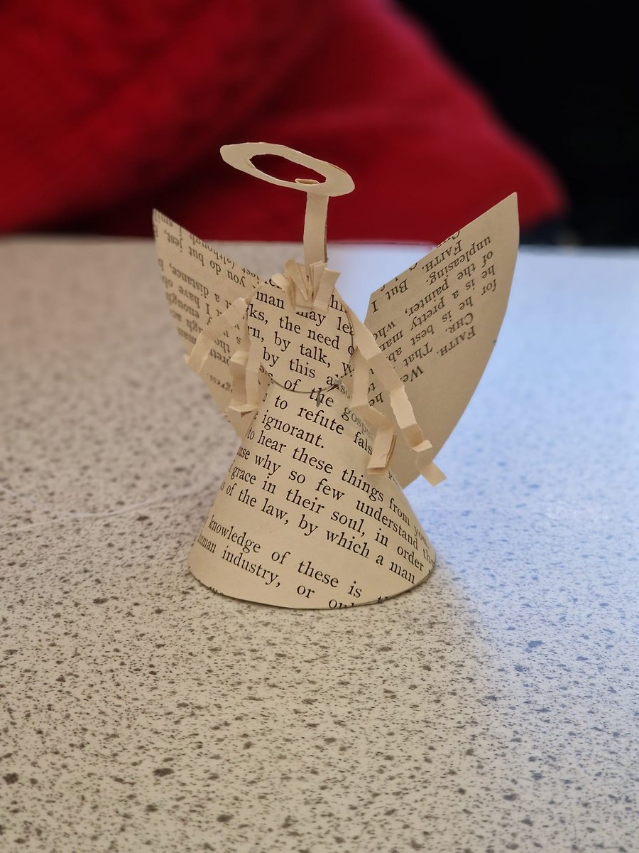 AlbionPrimary's tweet photo. We loved our Crafting with Caroline session this afternoon with Suzette and Caroline as part of our parent/carer wellbeing sessions. Check out our fantastic Christmas decorations we made!
#APSAPCC
#APSparentsessions https://t.co/ZThB8uwXNQ
