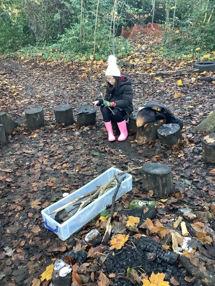 TyntesfieldGL's tweet photo. In Woody Wanderers, we have been learning how to saw wood safely. #TPSOutdoorlearning https://t.co/ZZYonuRObC