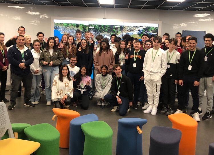 🔛 La 1ère édition de la #SemaineNSI se poursuit jusqu'à samedi 9 décembre.

Depuis lundi, partout en France, une multitude d'actions gratuites sont proposées aux élèves de collège et de lycée, leurs professeurs et leurs parents 👏.

📷 Voici un premier retour en images !