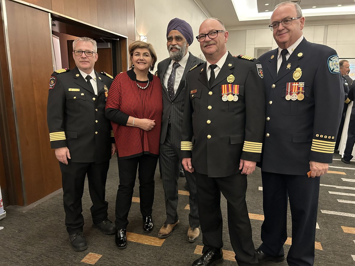 Thanks to our NL MP’s and Minsters for taking the time to say hello at the historic announcement this morning during and meeting us during @CdnFireChiefs GR Week in Ottawa. #2023firechiefsonthehill