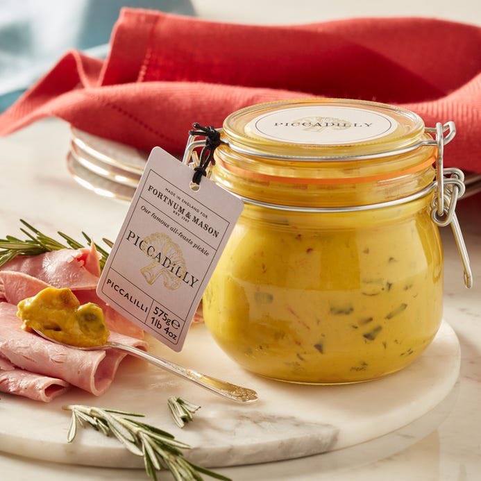 ❄️❤️⭐️ Xmas Comp! Get yourself a truffled ham, a massive pork pie and a pantry Jar of the best Piccalilli from FORTNUM AND MASON!! Like, RT and Share this tweet! Winner draw on the 11th December… delivered to your gaff for Xmas !