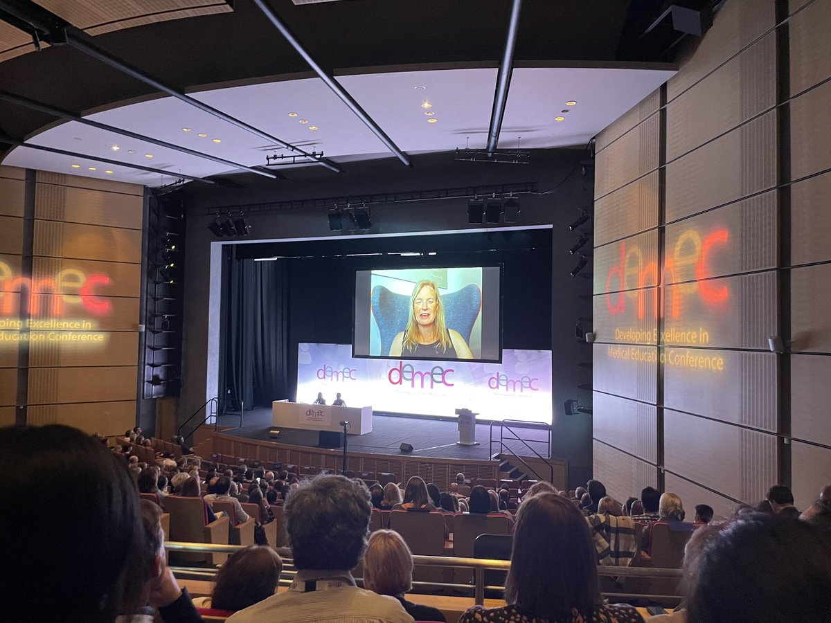 Such a privilege to chair Dr Vivienne Ming’s plenary on the future for AI in Healthcare at #DEMEC23. The power of technology needs be recognised, harnessed and integrated into clinical systems to help facilitate patient care