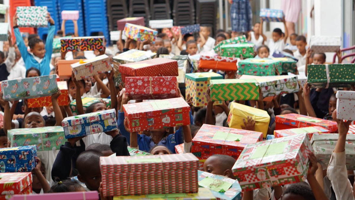 PRG Societas spread festive cheer & love with its School2School Christmas Carebox Project. The infectious joy of Joostenberg Primary's learners reminds us why this remains a highlight on the #PRGSocietas calendar. #investec #livinginsocietynotoffsociety #prgsocietas #christmas