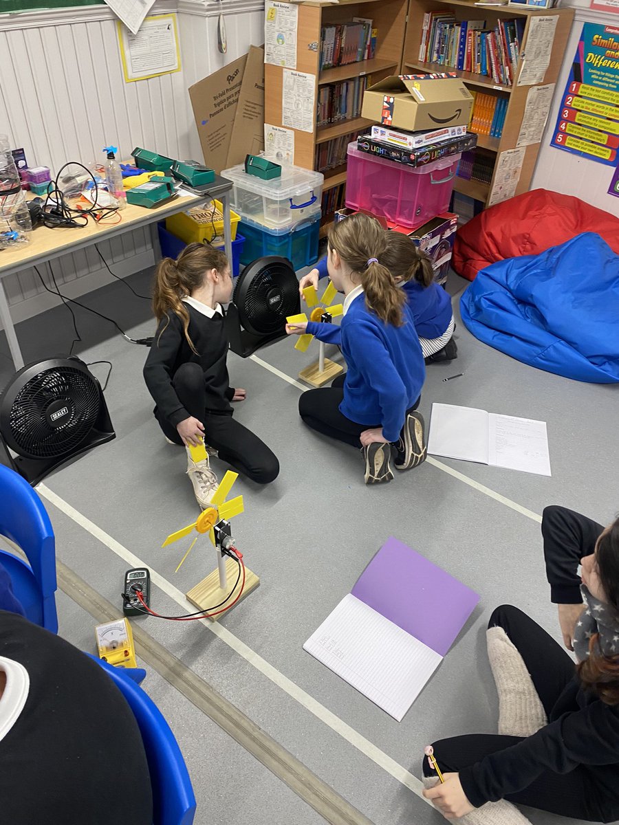 P5/6/7 were busy building their wind turbines this morning ready for their experiments to see how they can create the most electricity through either blade design or angle of attack on the wind 💨 Huge thanks to <a href="/FVCollege/">Forth Valley College</a> for lending us this wonderful resource <a href="/ScotSTEMAmb/">STEM Ambassadors in Scotland</a>