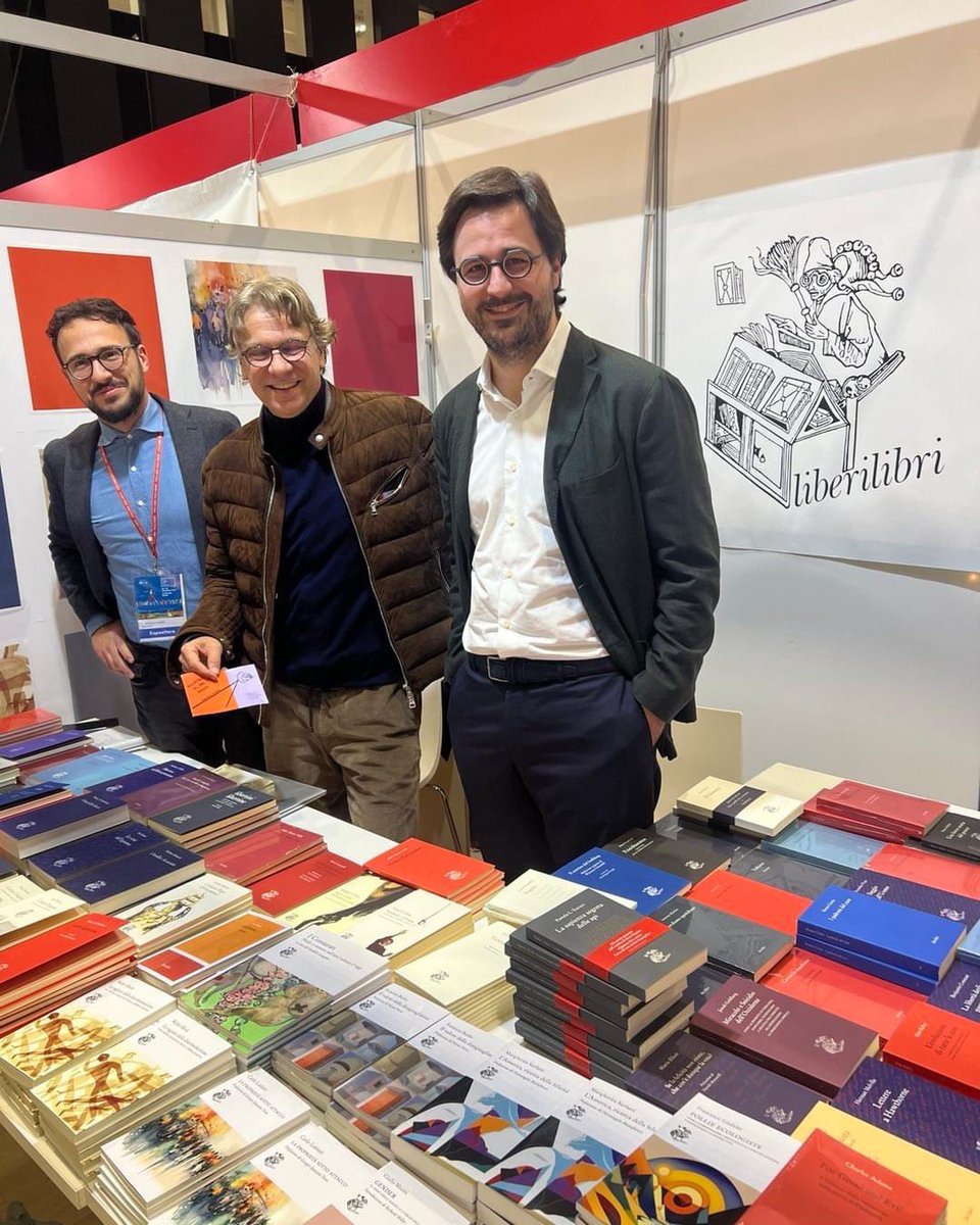 Stand LiberiLibri Editrice. Nuvola di Roma, E 69. Vi aspettiamo con Michele Silenzi e @NicolaPorro. #piulibripiuliberi #piulibri23