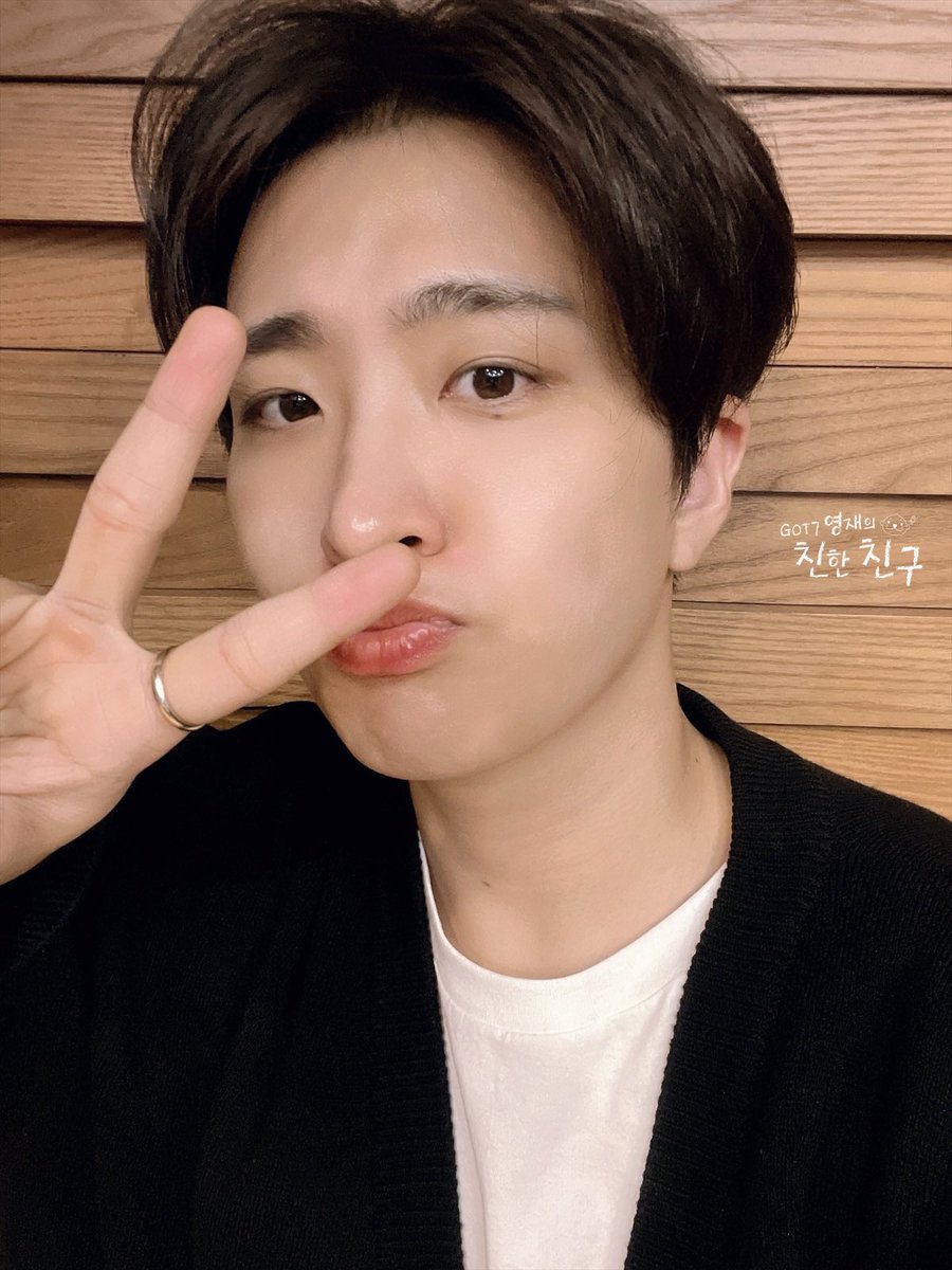mbcbf_ever's tweet photo. 🦦친친🦦

머리를 기르고 있다는 달디,,
과연 얼마나 버틸 것인가 🫢🤭

#MBC #RADIO #GOT7영재의친한친구 #친한친구 #친친 #달친친 #달디 #GOT7 #갓세븐 #영재 #YOUNGJAE https://t.co/3wZQ11Amxc