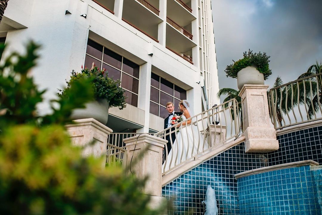 It’s #WeddingWednesday and we’re celebrating love taking center stage at Naples Grande 🕊🌴

Experience ease and elegance as we take care of all your wedding details in the venue of your dreams. 

Start planning your special day: bit.ly/46berGE 💍
