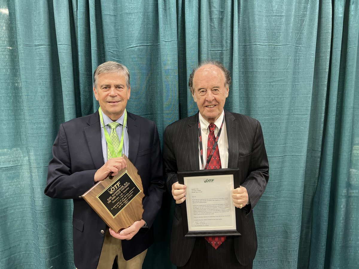Congratulations to @GlobalTurf on honorary lifetime membership, and Dr. Joe Vargas recognized for service to Ohio’s turfgrass industry. Both celebrated at today’s @OhioTurfgrass awards ceremony.