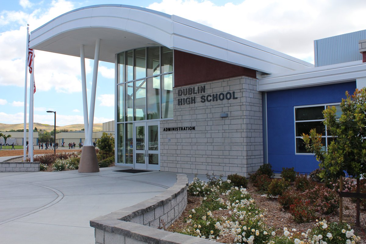 wheelsbus's tweet image. Dublin High School Service Update - #wheelsbus implementing additional 501A afternoon service starting Dec. 11! Trip departs 30 to 60 minutes after the first run creating additional weekday student seating capacity to accommodate the high ridership. wheelsbus.com/routes/route-5…