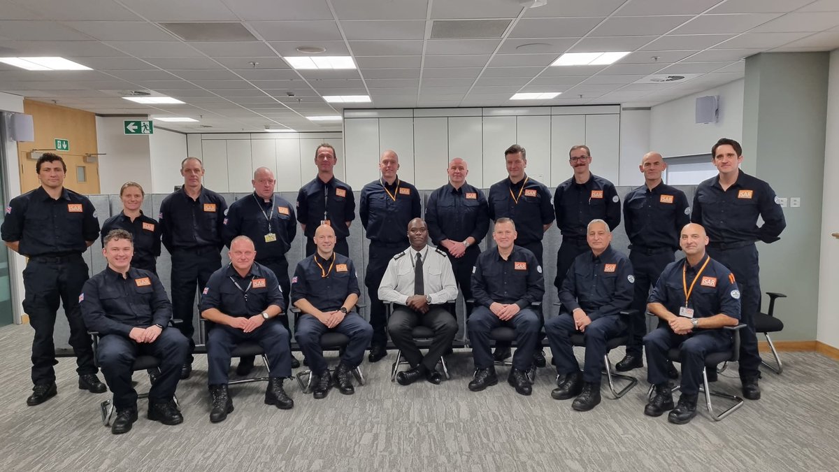 Today members of the WMFS ISAR team had lunch with the CFO Wayne Brown. Wayne is a huge supporter of the ISAR team and our work and our deployments would not be possible without his support

#wmfs #ukisar #searchandrescue