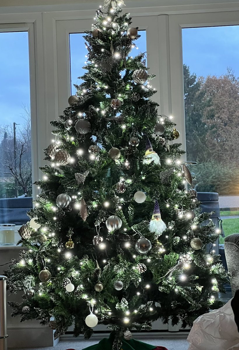 CardiacTeam's tweet photo. Basic life support training tomorrow in the lower ground floor of the Cauldwell Centre for @bedfordhospital staff. Sessions start at 1030 or 1430. We have Christmas snacks and refreshments and prizes https://t.co/KdMkEYNWwI