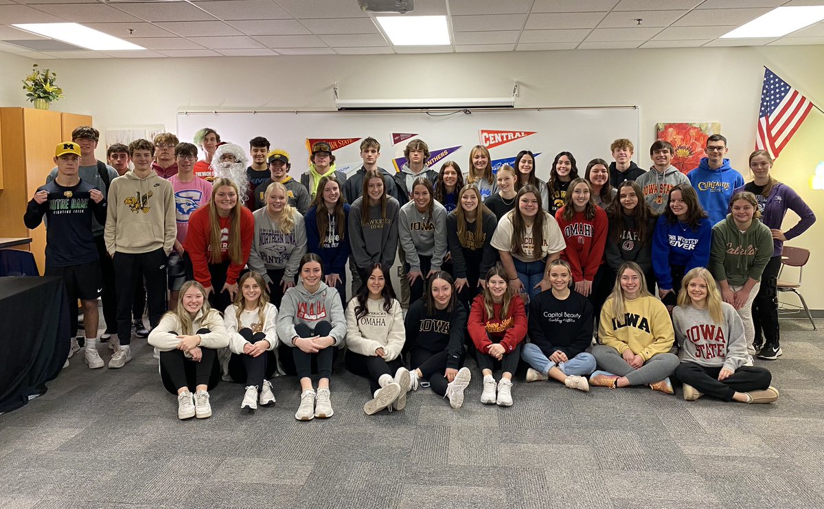 Had our first Senior Decision Day for the <a href="/TreynorCSD/">Treynor CSD</a> Class of 2024! 
🎓📝❤️