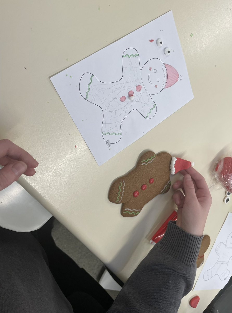 It was time to get festive in the department with our gingerbread house competition this evening 🎄Winners will be announced in tutor time tomorrow!
