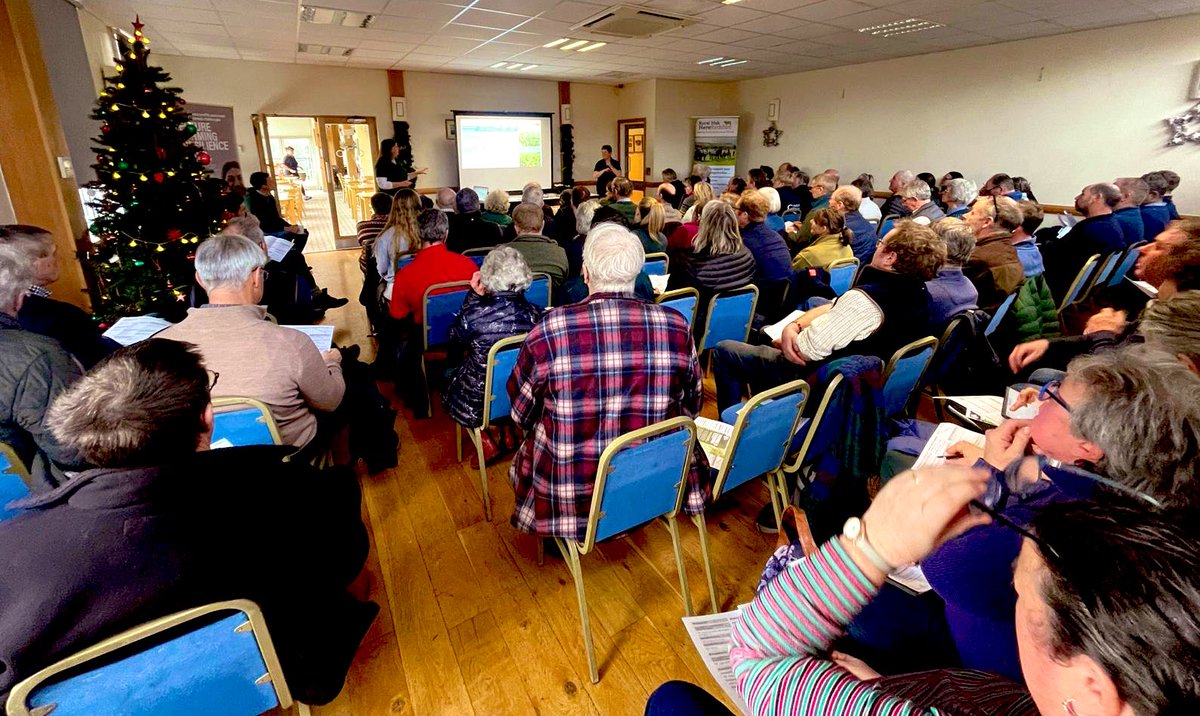 Full house & full agenda for our Sustainable Farming Incentive workshop in Hereford today! Providing details of SFI actions available, answering lots of questions, demo of the Application process on @Ruralpay & how to do map measurements online #sfi #farmresilience #herefordshire