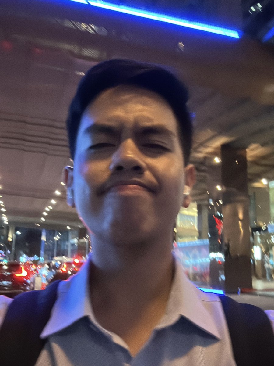 emailsididsend's tweet photo. it's the last month of the year, quote with your favorite pictures of yourself this year.

pictures that i sent to my bebeb 😋🫶🏻 https://t.co/VuAUZdfumR