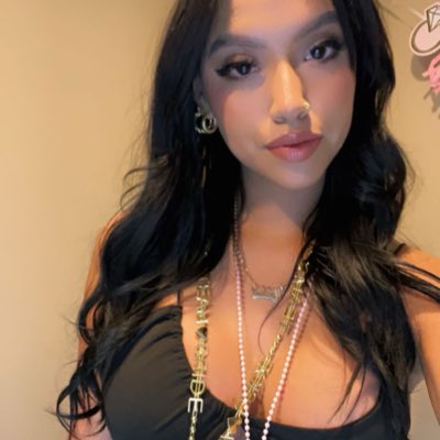 Yasssy213's tweet photo. #NewProfilePic https://t.co/669Amj2UHT