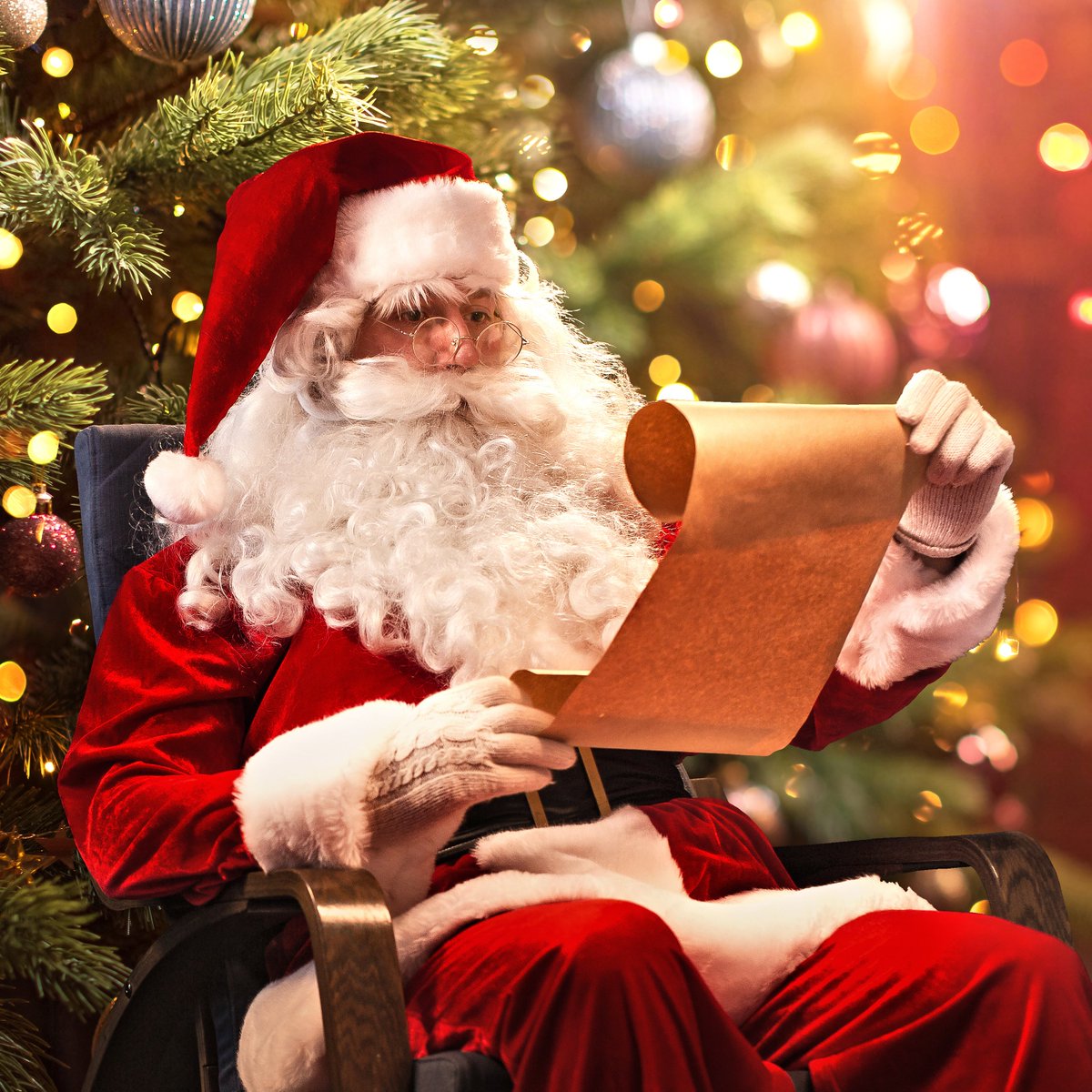 He's making a list; he's checking it twice!!!! Find out on Sunday who's naughty or nice! Skate with Santa Sunday, Dec. 10th 12 Noon - 5:00 p.m. oval.ucalgary.ca