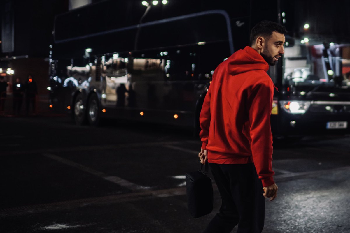 ManUtd's tweet image. Here with a job to do 🫡

#MUFC || #MUNCHE