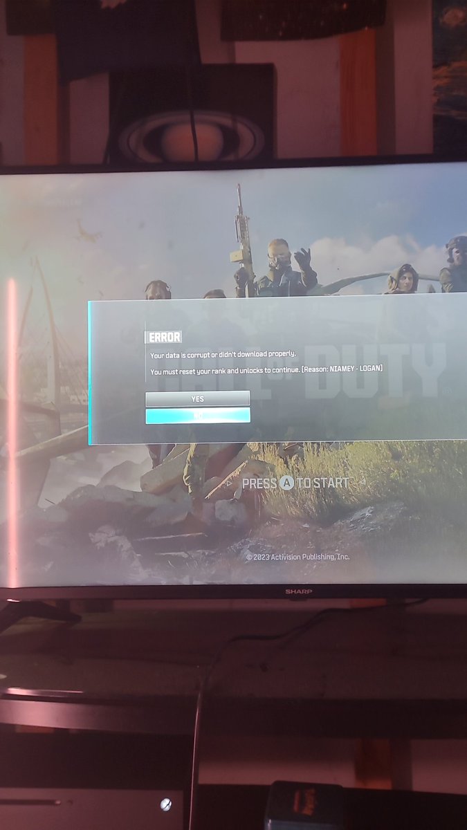 LEAFSWIN2019CUP's tweet photo. @InfinityWard yo you need to fix this or I'm getting a total refund. https://t.co/4yEKTueyTT