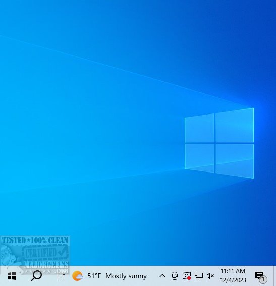 majorgeeks's tweet photo. New! Desktop Icon Toggle is a lightweight and user-friendly Windows application that provides a convenient way to toggle the visibility of #desktopicons. 
https://t.co/XFVvUwEFjo #opensource https://t.co/BEr1DM0w7K