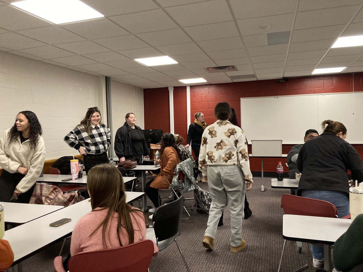 SeSocs's tweet photo. The Masters of Mental Health Counseling program celebrated "Friendsgiving" at the IUS campus on Tuesday, November 28th. https://t.co/FFoEUbg1Iq