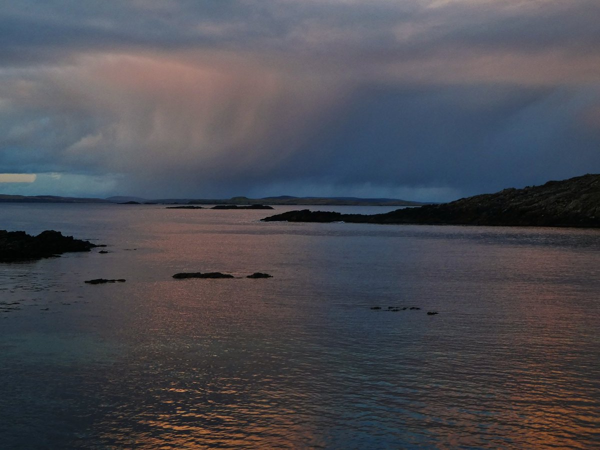 CatherineMMunro's tweet photo. Weather approaching #Shetland https://t.co/P7tISvxHoB