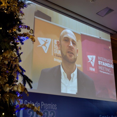 Europe_Active's tweet photo. 🏆 Exciting news! #EuropeActive has been awarded by España Activa for promoting physical activity &amp; sport! A big thanks to @ProfA_Jimenez for accepting the award on our behalf. 🌟 
#ActiveEurope #HealthAward #Madrid https://t.co/rBmzoLbxxQ