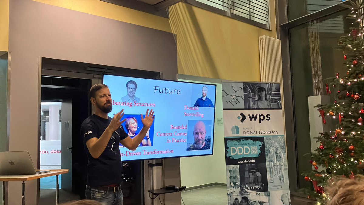 Incredible to be at the reboot of #dddhamburg meetup! Thanks to <a href="/hschwentner/">Henning Schwentner</a>