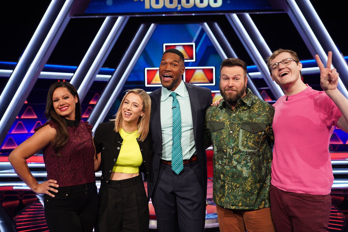 I’m BACK and going for the winner’s circle against @TaranKillam on the #100KPyramid TONIGHT at 10/9c on ABC! Tune in!! ❤️‍🔥 @michaelstrahan @PyramidABC