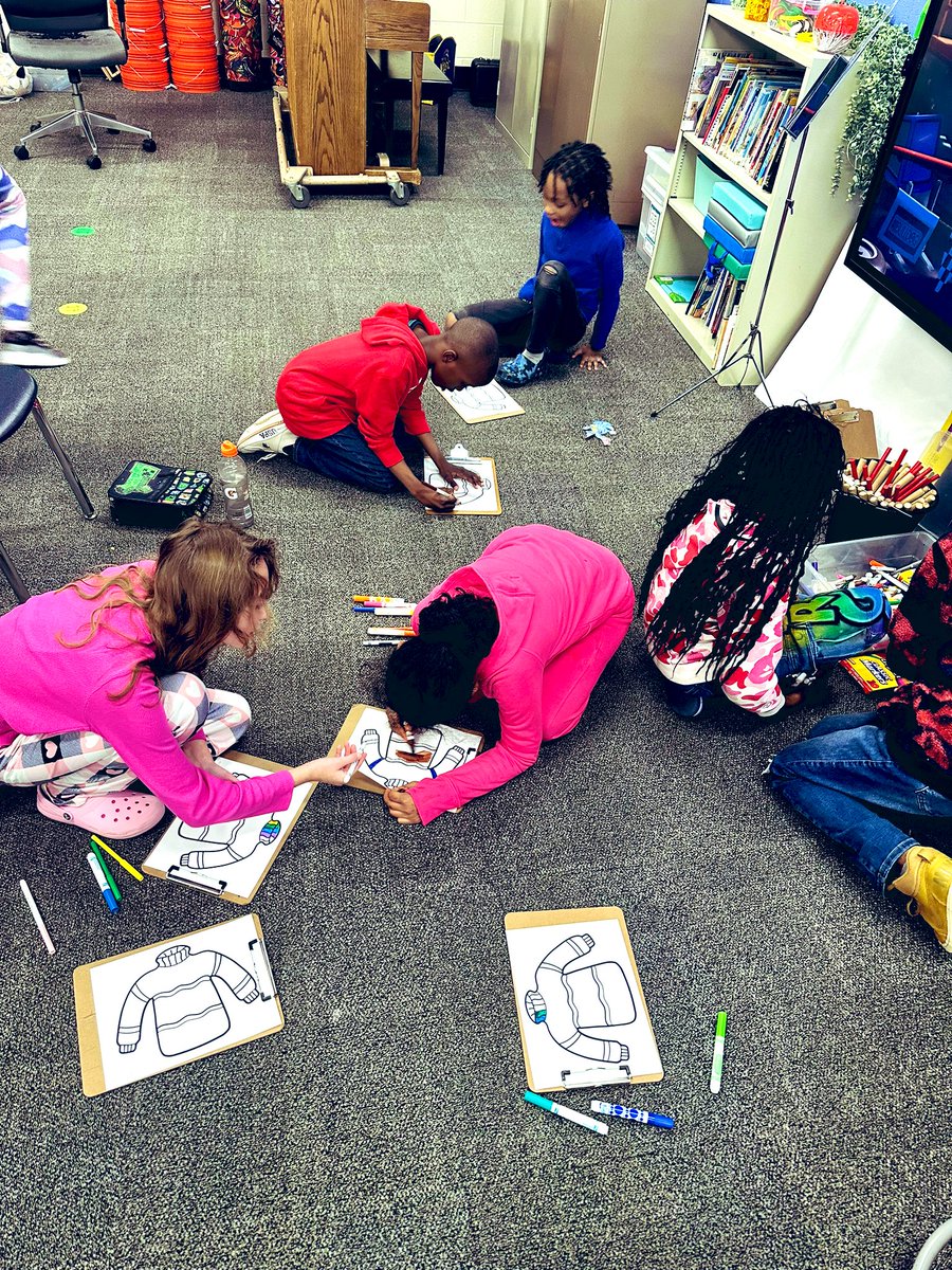 MsKathrein's tweet photo. Muir’s club unify is making “ugly sweaters” today #MuirMoments #ClubUnify #WeAre54 https://t.co/K9vBIib6yy