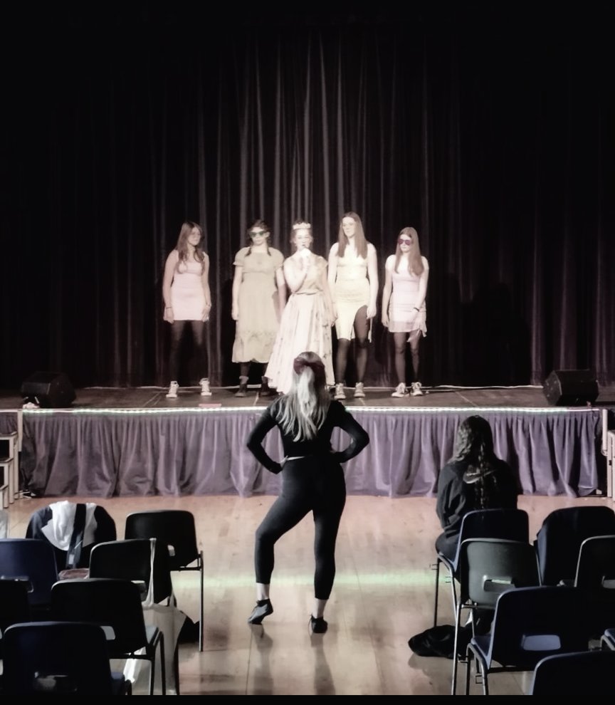 SHS Drama Department tweet media