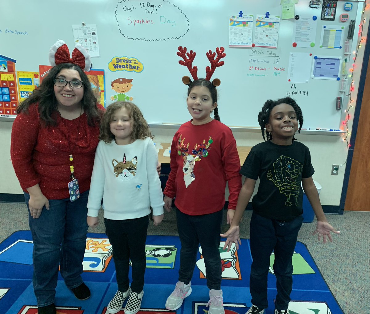 SSanchezMISD's tweet image. On the 1st day of holiday fun my admin gave to me sparkling sips with Sonic ice while wearing sparkles with jeans!✨🥤👖 @McGowenES #12daysofholidayfun #sparkles #sonicice