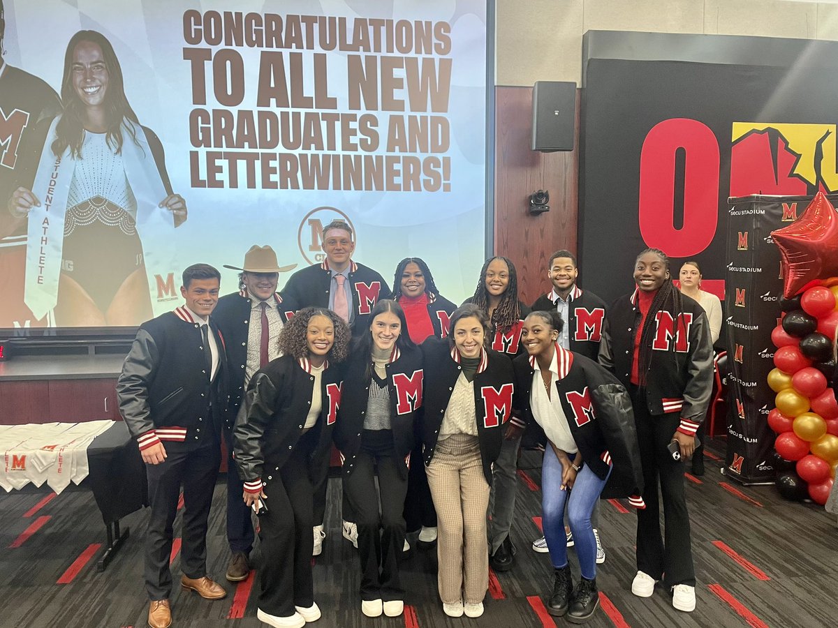 Congratulations to our Winter Grads and New Letter Winners! 👏
#KeepUp🐢