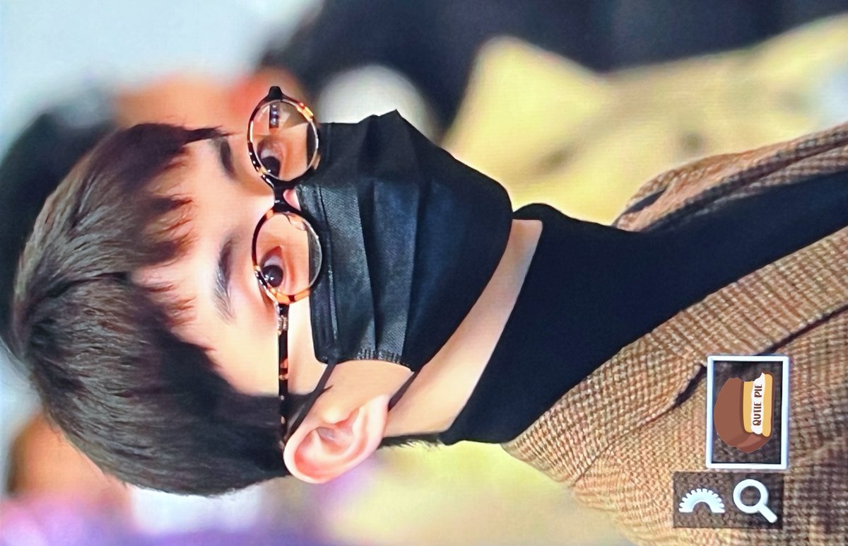 QutiePie_1105's tweet photo. 231207 🌱🌱🌱
#THEBOYZ #더보이즈 #Q #큐 #지창민 https://t.co/NmzrfwNAql