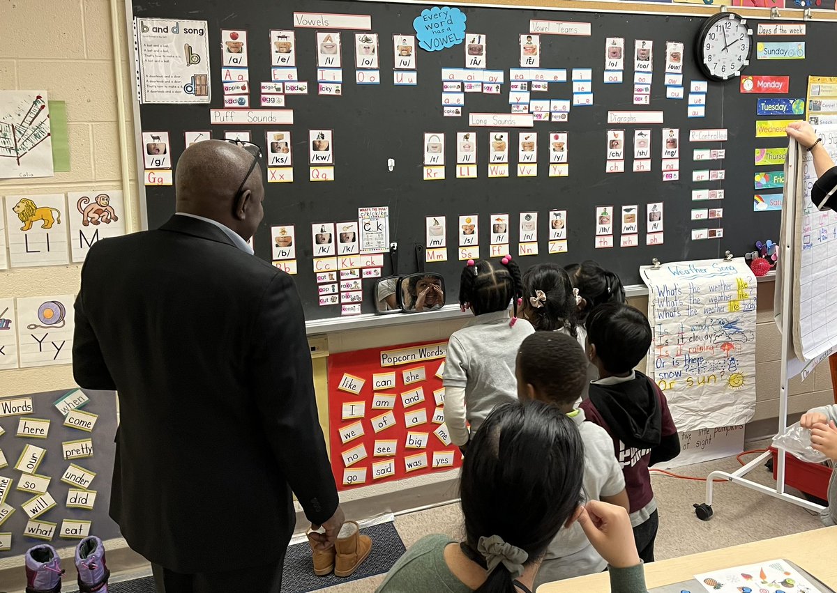 Fleming P.S. (@schoolfleming) on Twitter photo Thanks to <a href="/mgala19/">Monday Gala, PhD</a> for visiting <a href="/SchoolFleming/">Fleming P.S.</a>. Our kindergarten Ss in <a href="/MrsEFrank/">E Frank</a> class were very excited to discuss their sound wall. <a href="/Anu_Sris/">Anu Sriskandarajah</a> <a href="/tdsb/">Toronto District School Board</a> <a href="/MrJ_TDSB/">Matt Johnston</a> Thanks to <a href="/mgala19/">Monday Gala, PhD</a> for visiting <a href="/SchoolFleming/">Fleming P.S.</a>. Our kindergarten Ss in <a href="/MrsEFrank/">E Frank</a> class were very excited to discuss their sound wall. <a href="/Anu_Sris/">Anu Sriskandarajah</a> <a href="/tdsb/">Toronto District School Board</a> <a href="/MrJ_TDSB/">Matt Johnston</a>