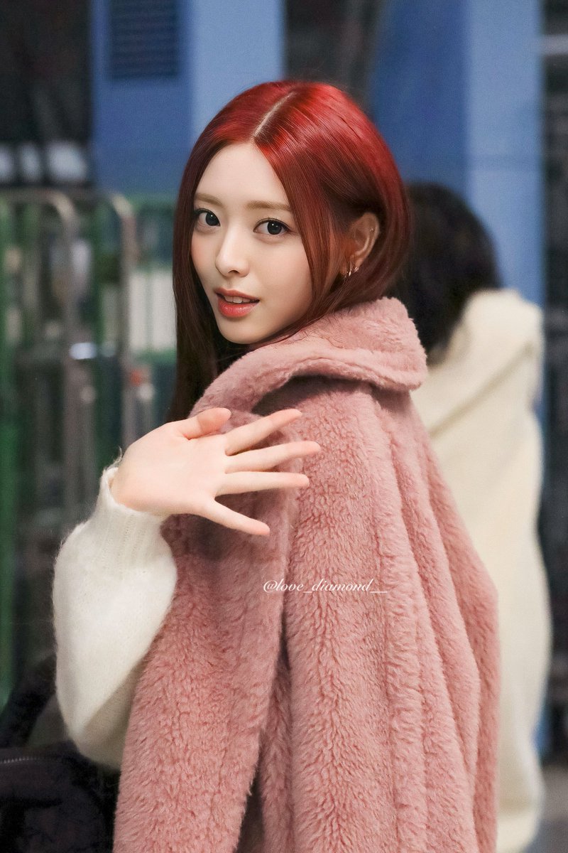 SYN_km's tweet photo. 231201 KIX 

#ITZY #있지 #유나 #YUNA https://t.co/NOOiI4yjCa