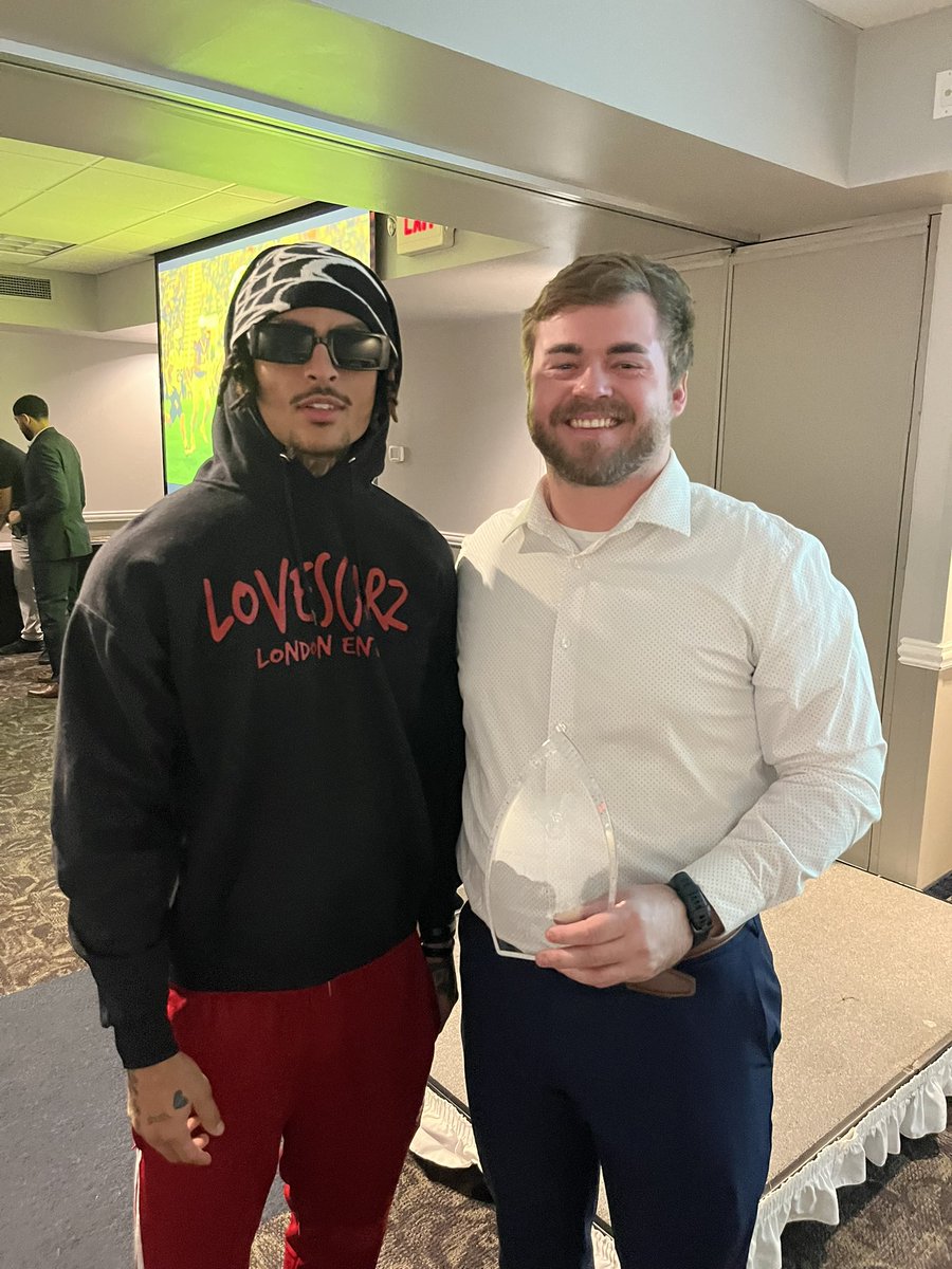 maverick_scoop's tweet photo. Congratulations to @trey_vaval_ on winning Special Teams Player of the Year. Also congratulations to @jaeger_matthew and @brockgaletich9 on being finalists
#MakeTheJourney #RollHerd #HornsUp #C2BE #WAR #BAW 1-0! https://t.co/qjTYZP8PjS