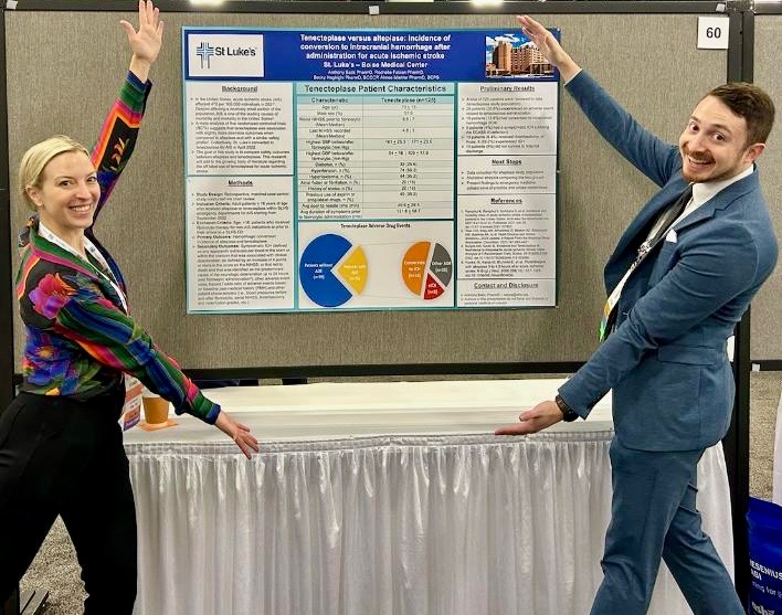 Our PGY2 EM Resident @TBoneTitan did an amazing job presenting his poster on tenecteplase vs alteplase for acute ischemic stroke!

#pharmacy
#emrx
#pgy2em
#pgy2emergencymedicineresidency
#pgy2
#pharmacyresidency