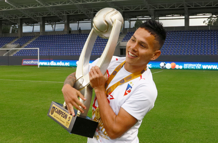erami_salazar's tweet photo. #Modofinal. “LOS JJ CAMPEONES” 🏆🏆 con #LDU e #IDV
¿Quiénes son? 🤔Lee aquí: https://t.co/fHnNYRt5PM https://t.co/Vit7XSK0AI