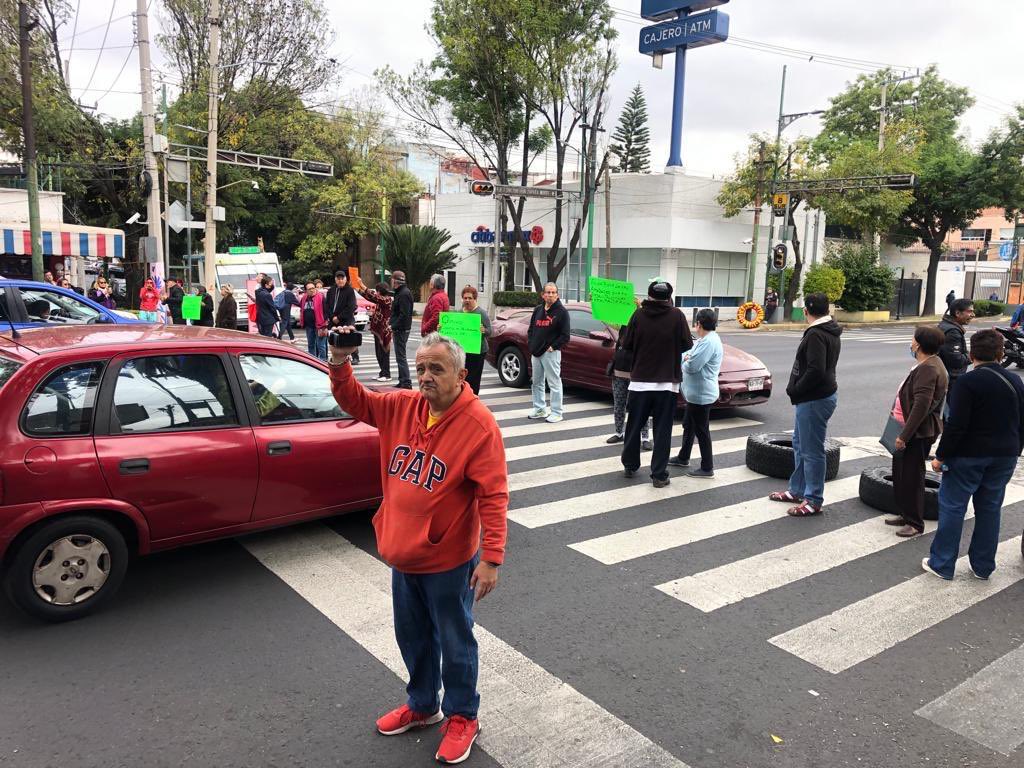ruizliz2904's tweet photo. NECESITAMOS AGUA!
@SacmexCDMX 
@alc__Iztapalapa 
@ComiteBanjidal 
@GobCDMX https://t.co/qYbYn53UWX