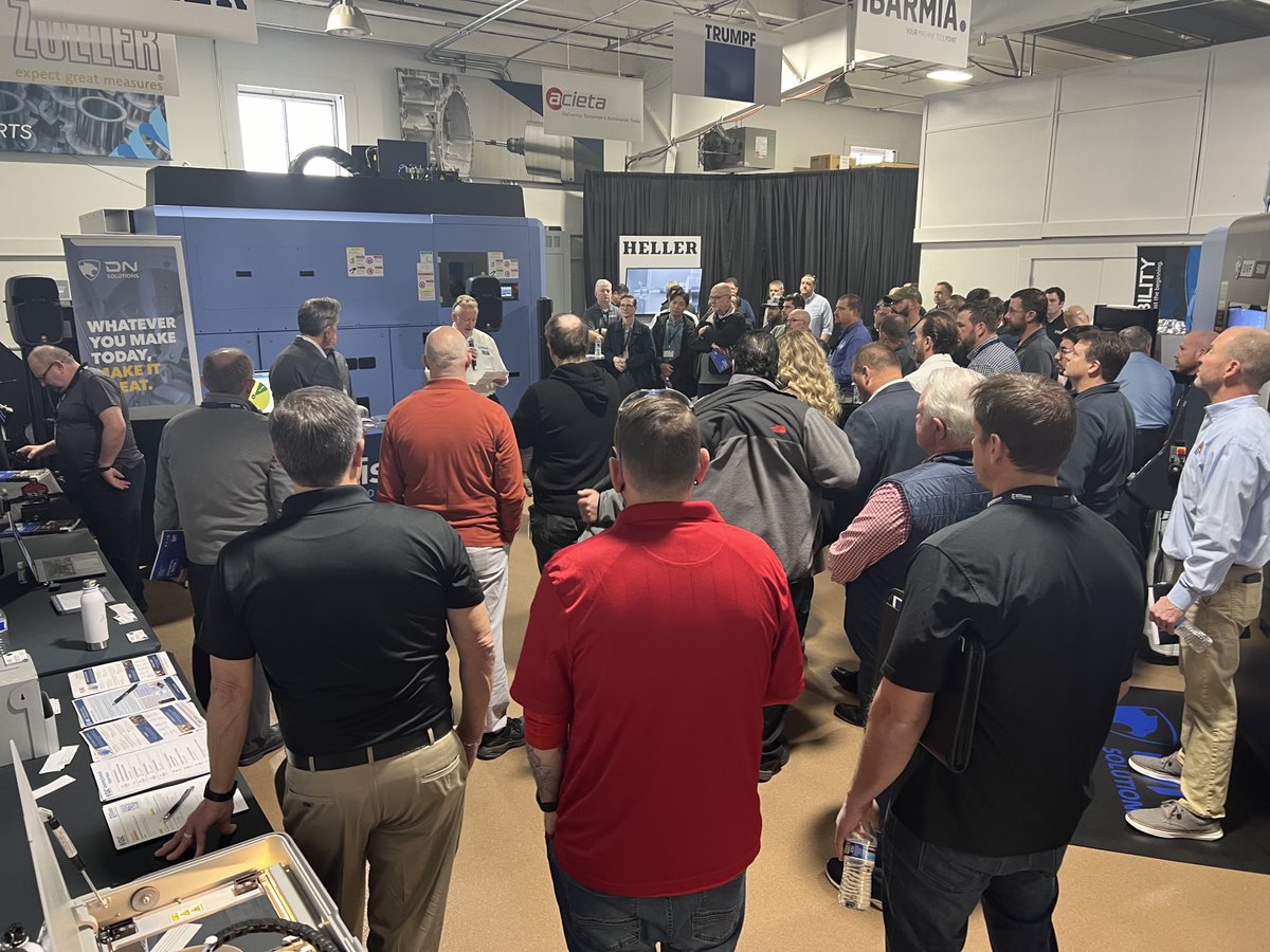EllisonTech's tweet image. Packed house at our 5-axis Lunch and Learn in our Warrenville, IL office! Huge thanks to our insightful speakers, Jim Carr of CARR Machine &amp;amp; Tool, Inc., and Hector Arroyo of Ballco Manufacturing, Inc. 🌟 #5AxisLearning #PrecisionMachining #ellisontech #makemore